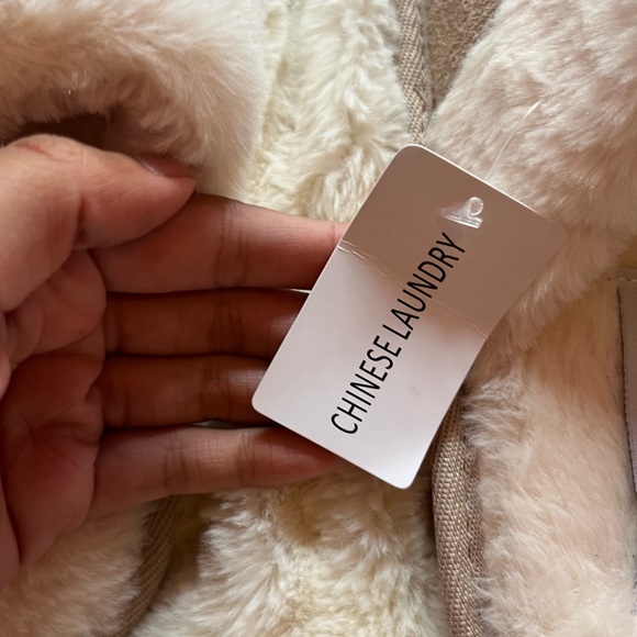 NWT Chinese Laundry L.A. faux fur lined slippers - Picture 4 of 5